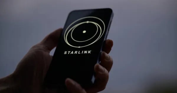 ¿Por fin sin señal? Así cambiará tu vida el Starlink directo al celular En 2025 Cover